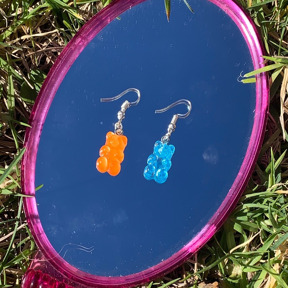 Orange and blue gummy bear earrings!!🧡💙